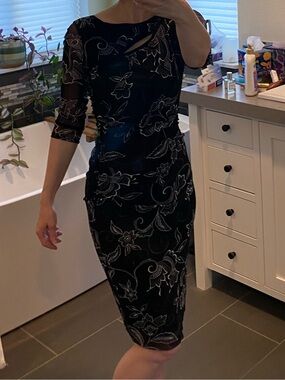 Boutique Black Floral Sheath Dress with Ruching
